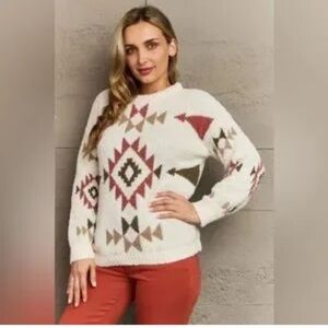 Cream and Green Geometric Crew Neck Sweater